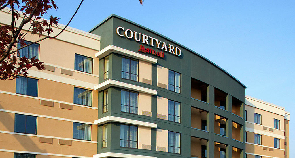 Courtyard Pittsburgh Settlers Ridge/robinson Township Imperial